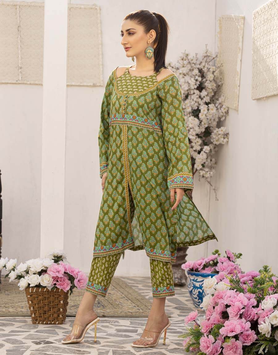 AY-016 – 2 Piece Digital Printed Unstitched Luxury Lawn