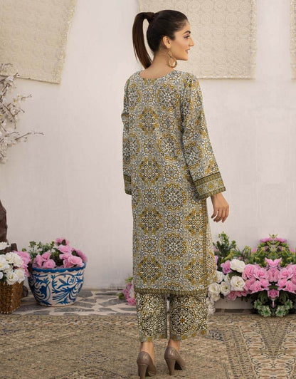 AY-022 – 2 Piece Digital Printed Unstitched Luxury Lawn